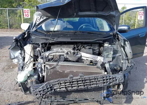 2012 Honda Fit z USA, uszkodzony, nr VIN JHMGE8H3XCS008398